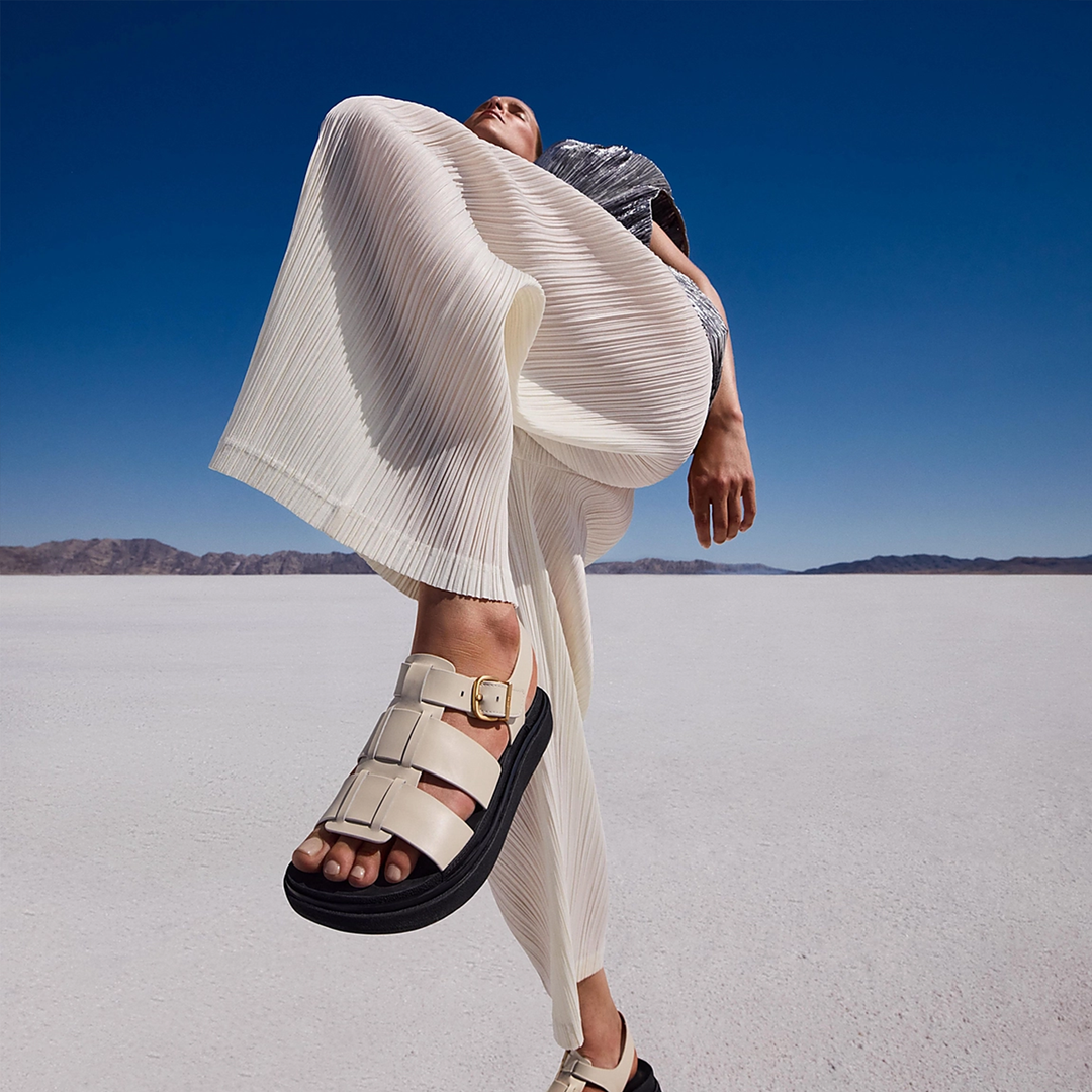 ChihiroBELLA✨Chouchou - Large / White Chic Womens Designer Shoes, Slippers, & Footwear | Chou Chou