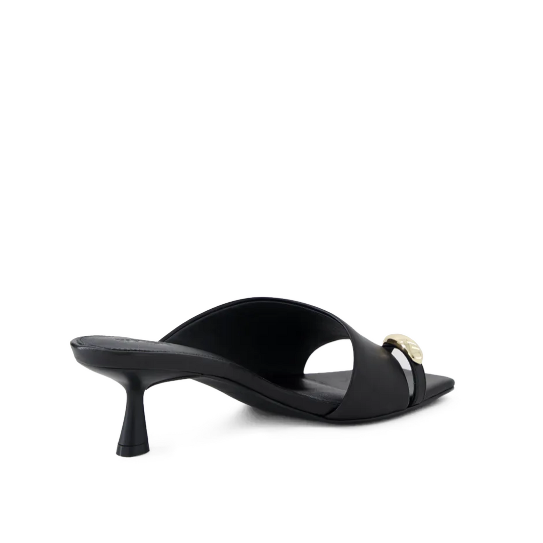 All Shoes – Chou Chou